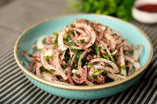 Salata ceapa-Sogan