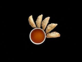 Smażona gyoza z kurczakiem