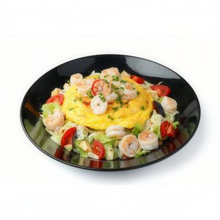 Calamares Con Ensaladilla Y Tortilla Francesa