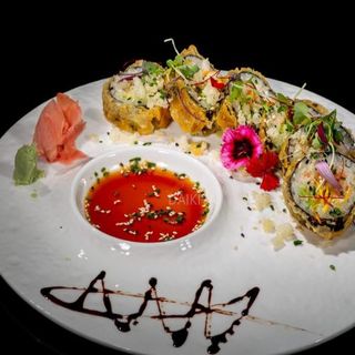 hot philadelphia roll (6 pcs)