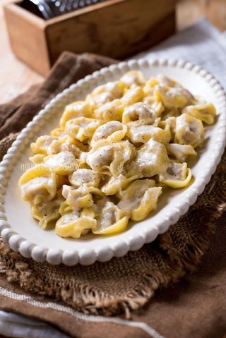 Tortellini alla panna