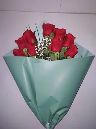 Buchet 9 Trandafiri Rosii