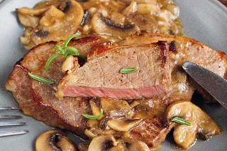 Стейк з грибами (сир) (300г)