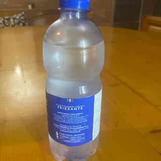 Acqua frizzante 50 cl