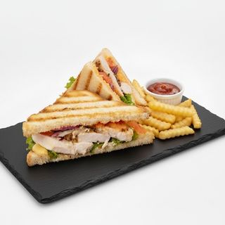 ქლაბ სენდვიჩი