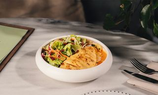 დარბილებული ქათმის სალათი  350გრ