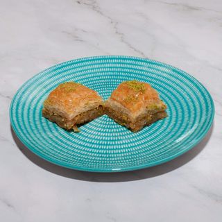 Baklava 2 komada