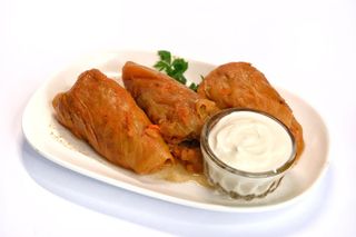 Голубці зі свининою та сметаною (200/50г)