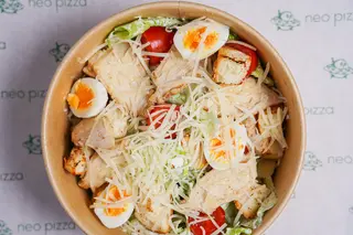 Салат Цезарь с курицей (280г)