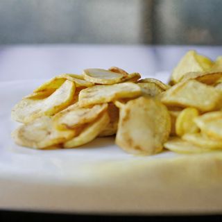 Пресни пържени картофи (200г)