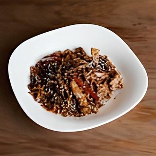 Pileći ili vege dimljeni tofu wok sa nudlama