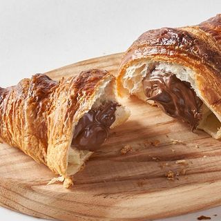 Croissant Relleno Con Nocilla (1 Ud.)