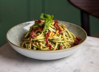 Linguine Pesto