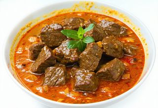 Wołowina w sosie curry