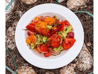 GL Sałatka z warzywami i olejem domowej roboty (340g)