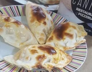 Empanadas De Caprese