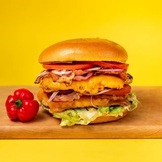 Hot king chicken Wingos burger