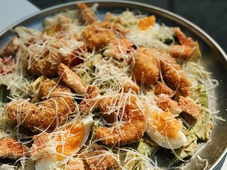 Цезар з кріспі креветкою (320g)