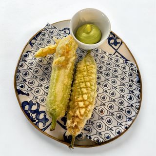 Fiori di zucca ripieni di ricotta