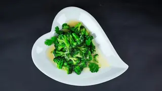 Брокколи в чесночном соусе