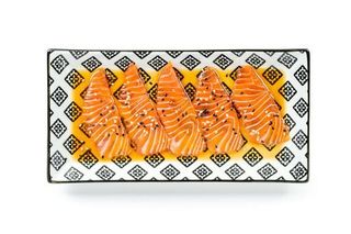 Carpaccio salmon crudo