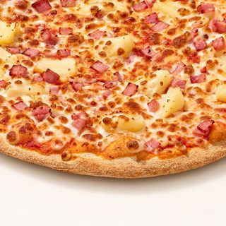 Pizza Hawaiana Medio Metro.