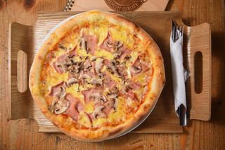 Pizza Capricciosa velika