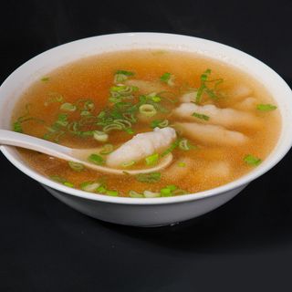 Zuppa con polpette di pesce