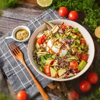 Салата Бурата с авокадо (300г)