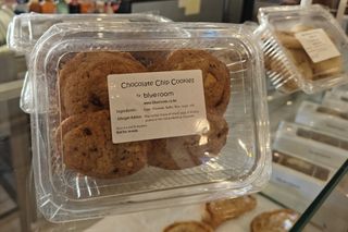 Chocolate Chip Cookies (TIN)