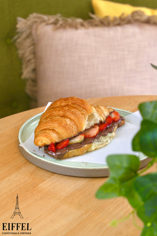 Croissants Nutella & Morangos