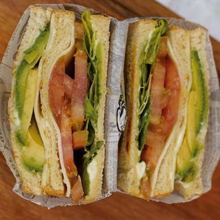 Sandwip Vegetal + patatas fritas