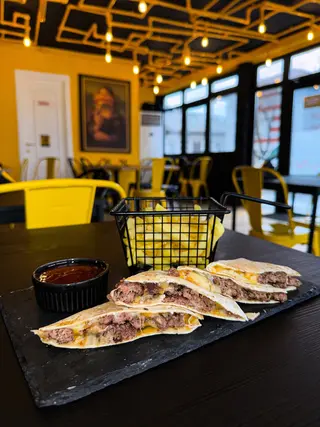 Quesadilla cu vită