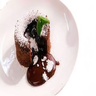 Coulant de chocolate con confitura