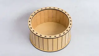 Mala drvena kutija