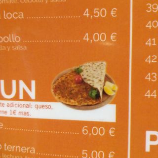 16. Lahmacun De Pollo