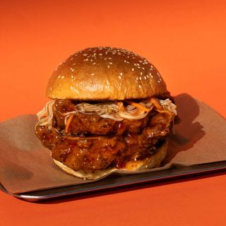 ტკბილ-ცხარე ბურგერი