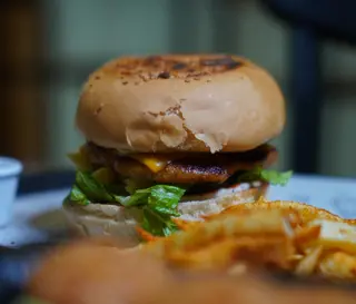 Burger Djaj