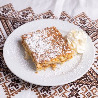 Domowe Ciasto z Nadzieniem Owocowym