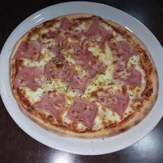 Pizza De Jamón (30 Cm.)