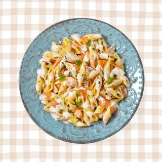 Mezze Penne al Salmone