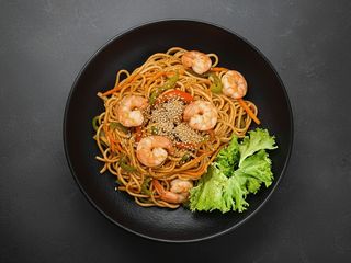 Удон з креветками (300g)