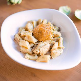 Rigatoni Cacio y Pepe