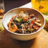 Wok De Pollo De Corral Y Gambas