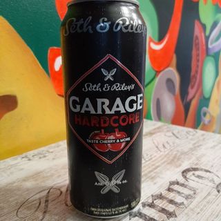 Пиво "Garage Hardcore taste Cherry& More" 0,5 ж/б