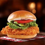 ცხარე ქათმის ბურგერი