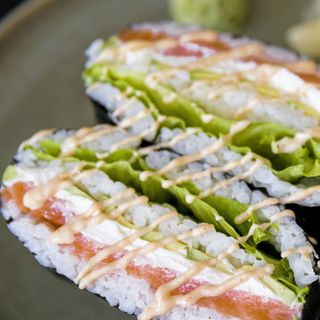 Суши сандвич с пушена сьомга