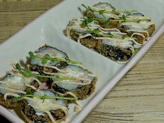 РОЛ СМАЖЕНИЙ З КРЕВЕТКОЮ (280/20/10g)