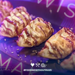 GYOZAS