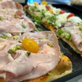 Trancio pistacchiosa all'aglio